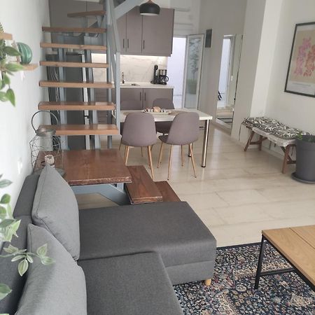 Central Maisonette Волос Екстериор снимка